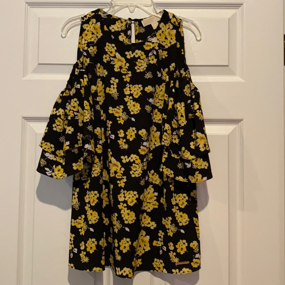 Michael Kors flutter sleeve top